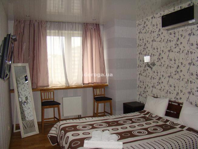 Panoramic View Apartment Poznyaky Kyiv Exterior photo